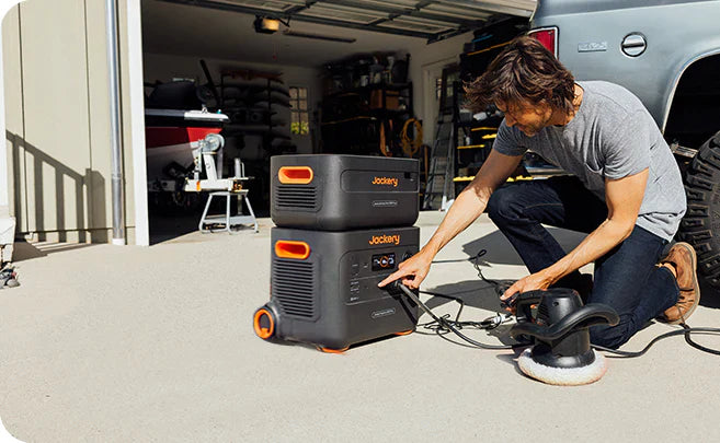 Jackery Explorer 2000Wh Plus Portable Power Station